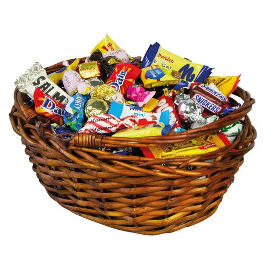 Godis Presentkorg brun inslaget 1,5kg