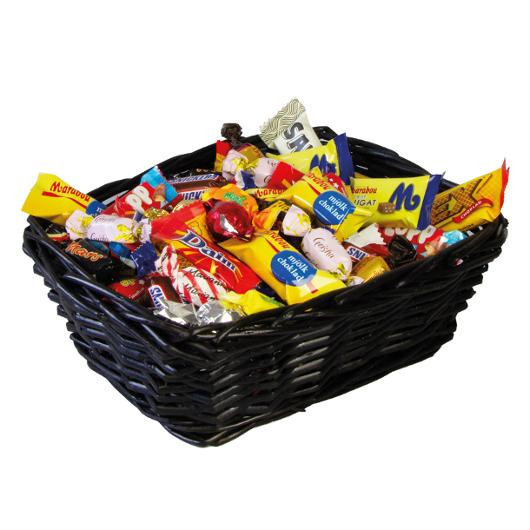 Godis Presentkorg svart inslaget 1,5kg