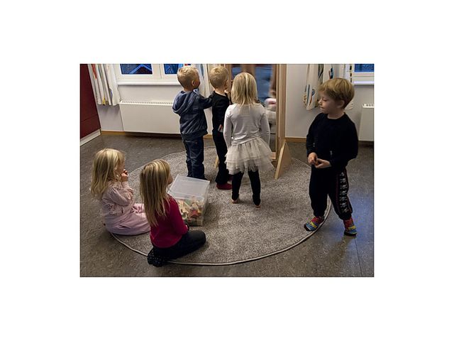 Matta rund 150 cm grå