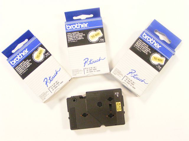 Tape BROTHER TZE541 18mm svart på blå